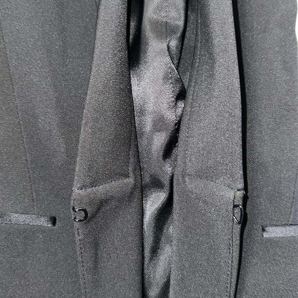 Zara Cinched Blazer - Picture 7 of 9